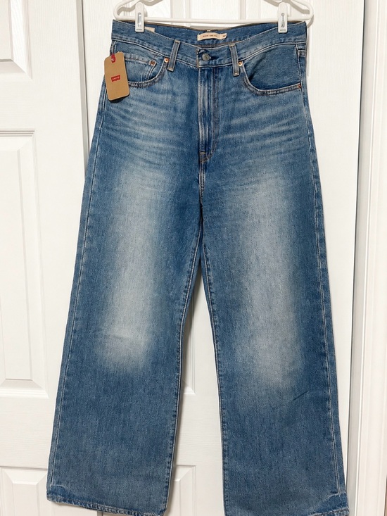 Levi's Denim - Levi’s Premium Ribcage Wide Leg Jeans Tint Story Medium Wash NWT 30x32
